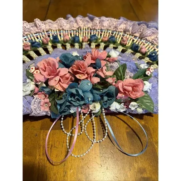 Vtg shabby chic hand made fan lace ribbon roses in plastic forks wall decor fan - Picture 3 of 10